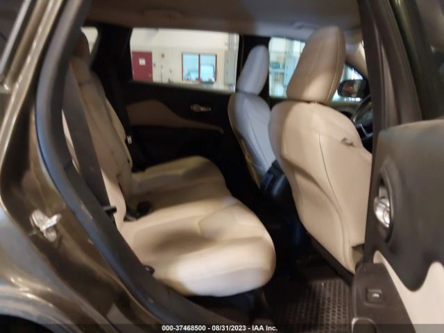 1C4PJLCS3FW689516 Jeep Cherokee Latitude