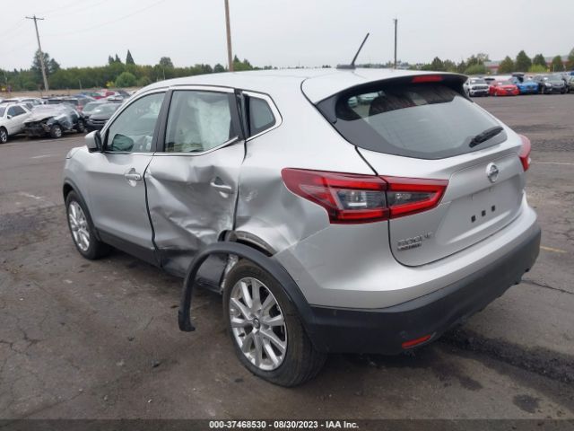 JN1BJ1AWXMW668988 Nissan Rogue Sport S