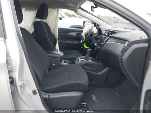 JN1BJ1AWXMW668988 Nissan Rogue Sport S