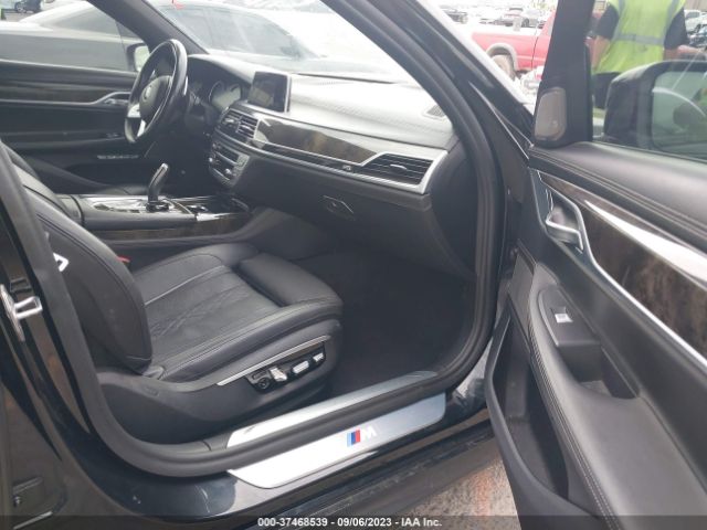 WBA7F0C37HGM21572 BMW 7 Series 750i