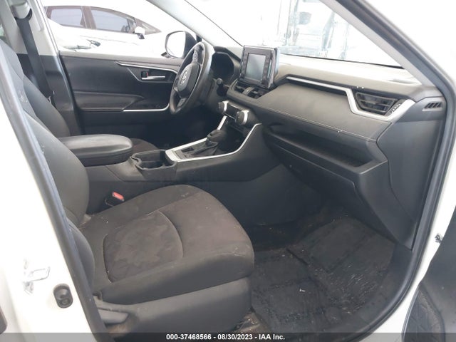 2019 TOYOTA RAV4 XLE VIN: 2T3P1RFV5KC013748