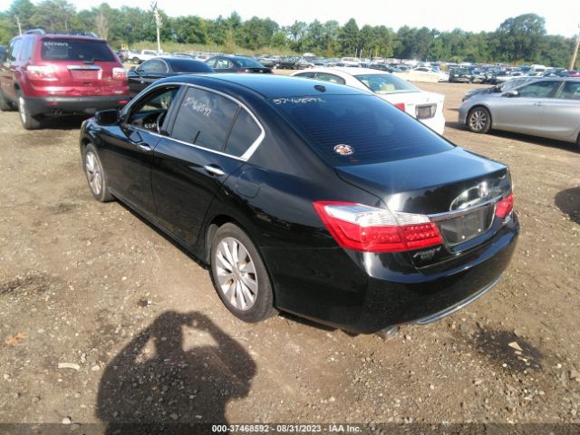 1HGCR3F91FA020837 Honda Accord Sedan Touring