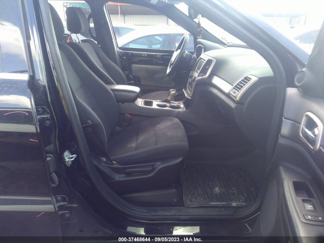 1C4RJFAG6HC802114 Jeep Grand Cherokee Laredo