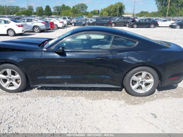 1FA6P8AM2H5217446 Ford Mustang V6
