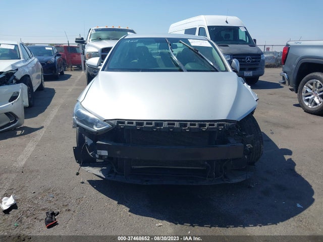 Hyundai ELANTRA SE 2017 5NPD84LF0HH011824 Image 13