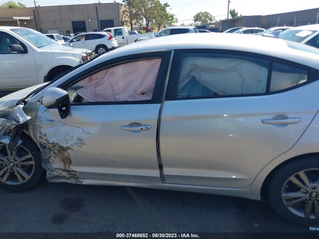 Hyundai ELANTRA SE 2017 5NPD84LF0HH011824 Image 15