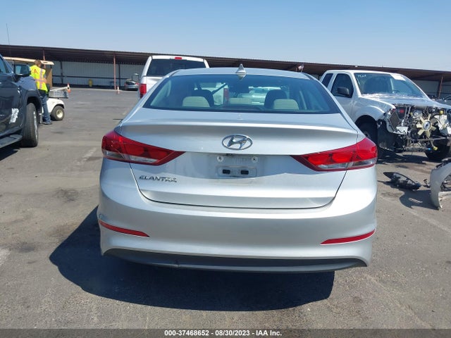 Hyundai ELANTRA SE 2017 5NPD84LF0HH011824 Image 17