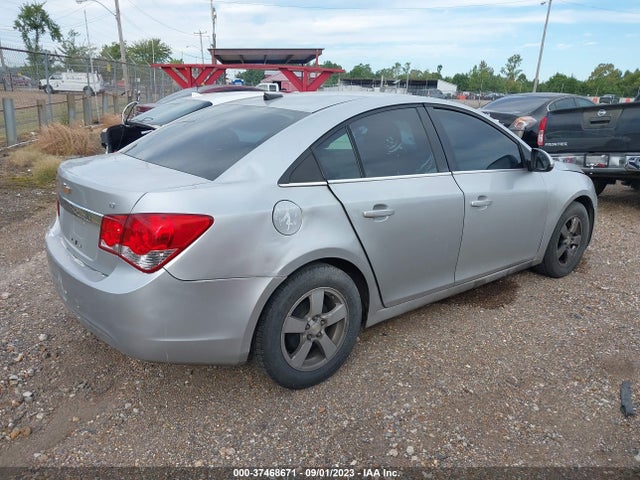 Chevrolet Cruze 1lt 2014 1G1PC5SB2E7412381 Image 4