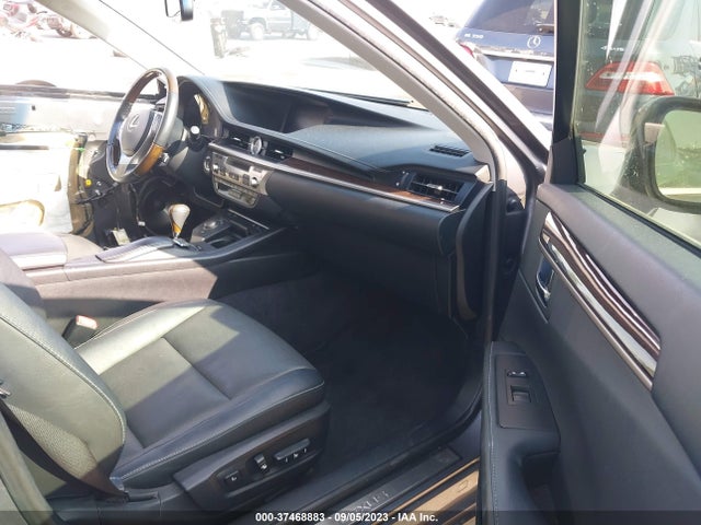 JTHBK1GG3E2119988 Lexus ES 350