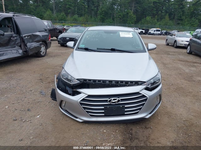 Hyundai ELANTRA SE 2018 KMHD74LF6JU512291 Image 13