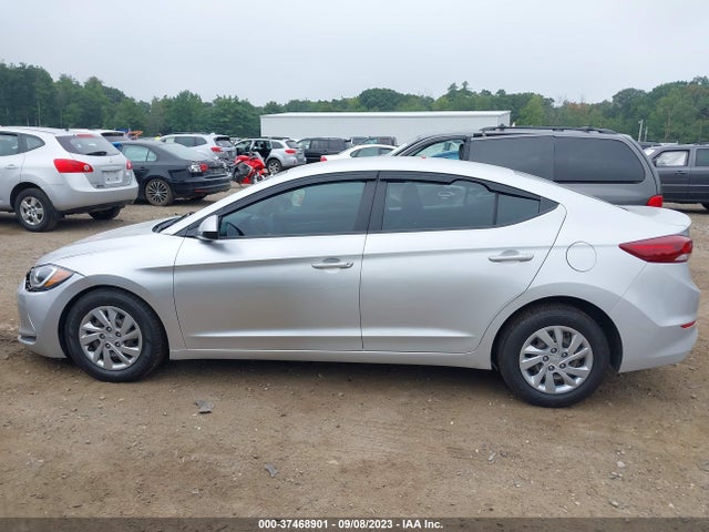 Hyundai ELANTRA SE 2018 KMHD74LF6JU512291 Image 15