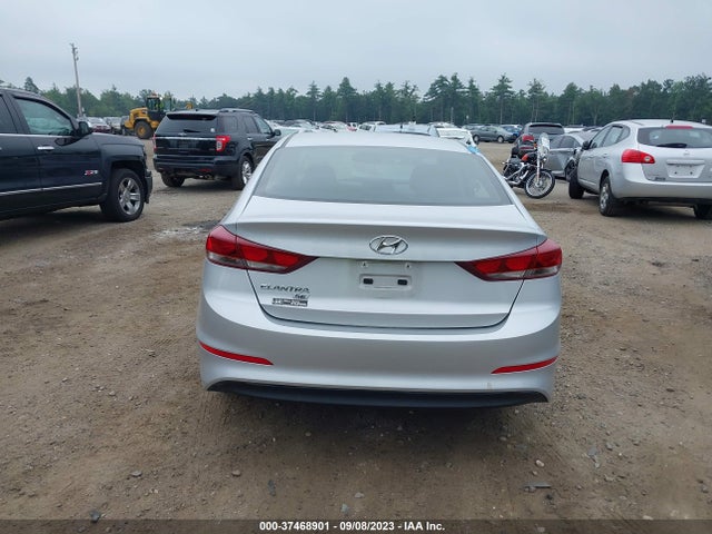 Hyundai ELANTRA SE 2018 KMHD74LF6JU512291 Image 17