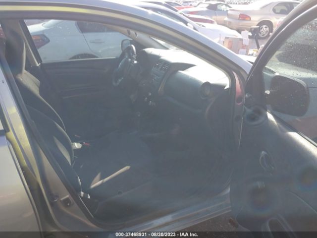 3N1CN7AP7EL853740 Nissan Versa S Plus