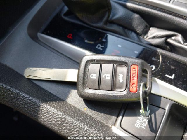 2HGFC2F63KH599873 Honda Civic Sedan Lx