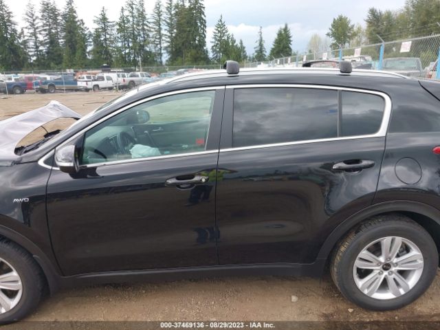 KNDPMCAC0J7437938 KIA Sportage Lx