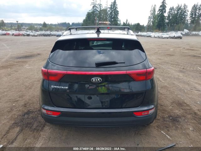 KNDPMCAC0J7437938 KIA Sportage Lx