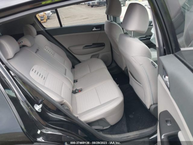 KNDPMCAC0J7437938 KIA Sportage Lx