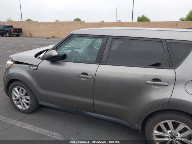 KNDJP3A5XJ7527726 KIA SOUL +