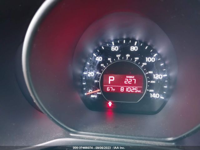 KNDJP3A5XJ7527726 KIA SOUL +