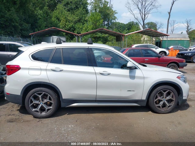 BMW X1 Xdrive28i 2016 WBXHT3C32GP885615 Image 13