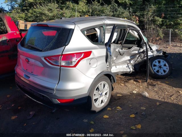 1FMCU0F71FUA39568 Ford ESCAPE S