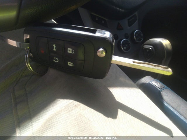 Chevrolet SONIC LT 2014 1G1JC5SHXE4148600 Image 11