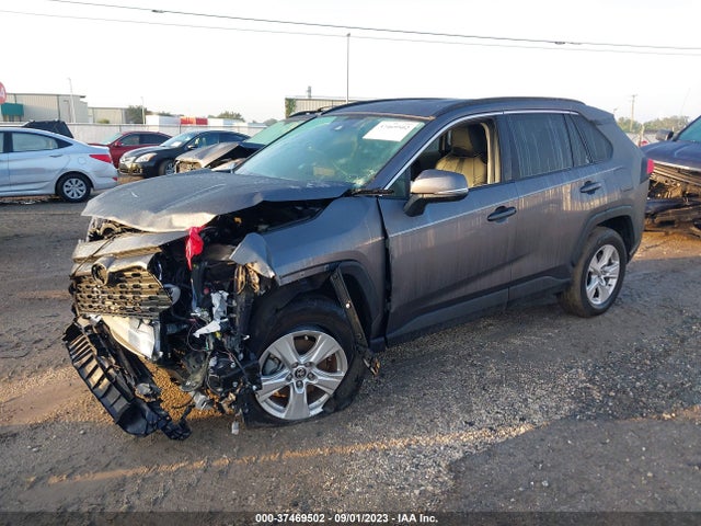 Toyota Rav4 Xle 2021 2T3W1RFV0MC138171 Image 2