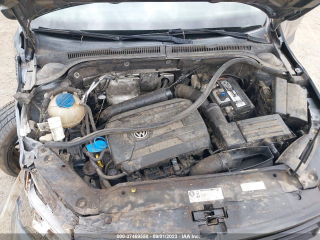 3VWD17AJ7EM360673 Volkswagen Jetta Sedan Se
