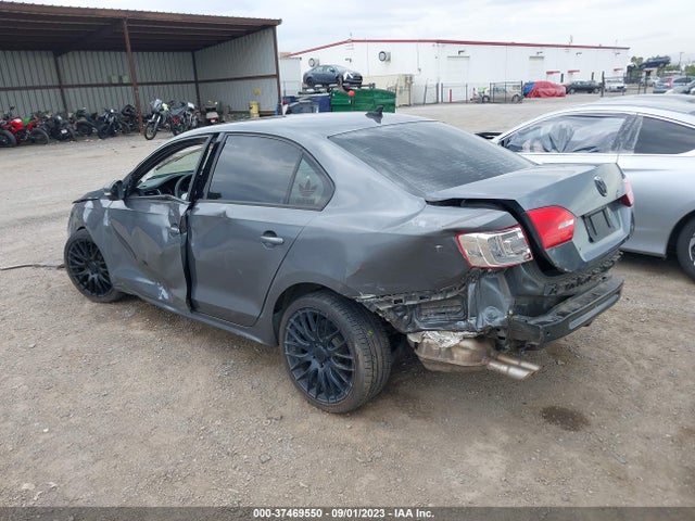 3VWD17AJ7EM360673 Volkswagen Jetta Sedan Se