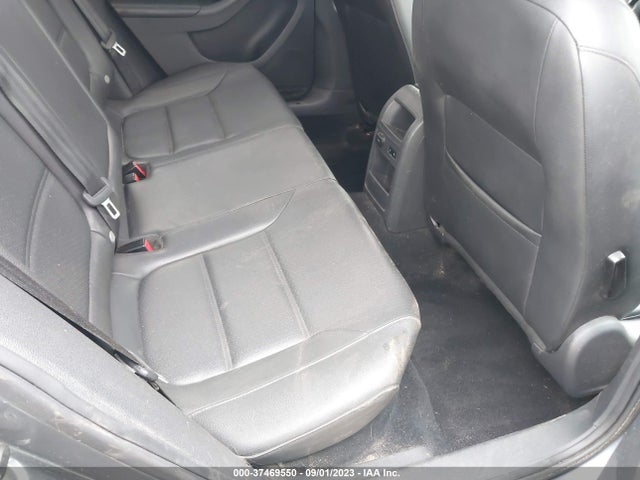 3VWD17AJ7EM360673 Volkswagen Jetta Sedan Se