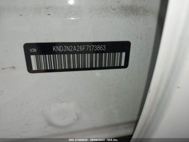 KNDJN2A26F7173863 KIA Soul Base