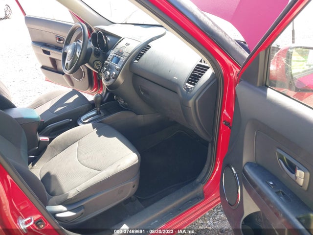 37469691 :رقم المزاد ، KNDJT2A27A7165673 vin ، 2010 Kia Soul + مزاد بيع
