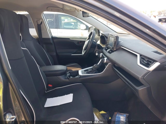 Toyota RAV4 LE 2020 2T3G1RFV4LW088733 Image 12