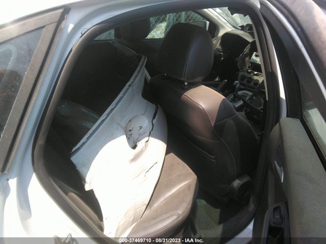 Ford FOCUS SE 2014 1FADP3F22EL241416 Image 8