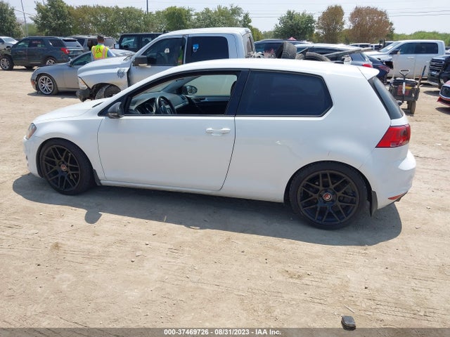 3VW817AU9FM059318 Volkswagen Golf Tsi S