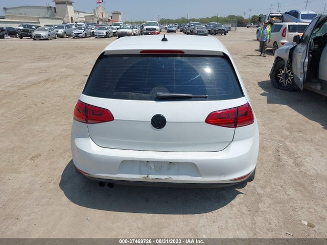 3VW817AU9FM059318 Volkswagen Golf Tsi S