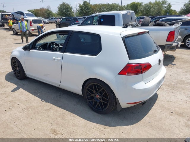 3VW817AU9FM059318 Volkswagen Golf Tsi S