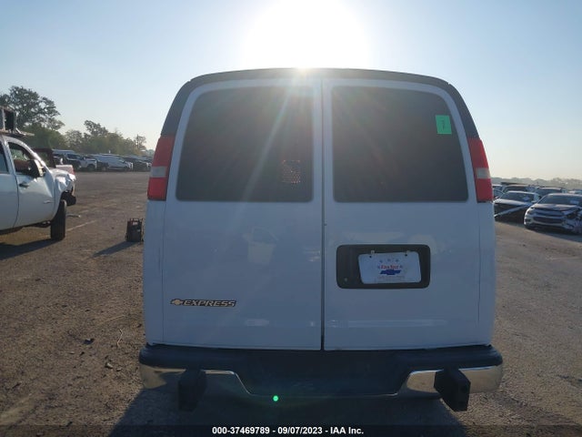 Chevrolet EXPRESS CARGO VAN 2018 1GCWGAFG7J1904407 Image 8