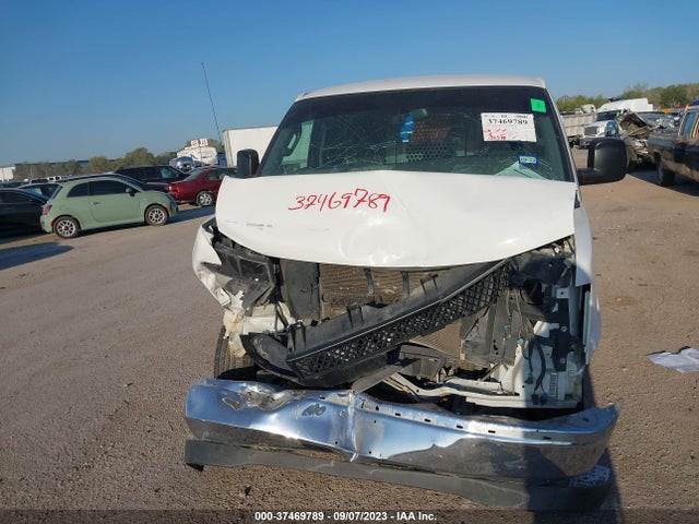 Chevrolet EXPRESS CARGO VAN 2018 1GCWGAFG7J1904407 Image 12
