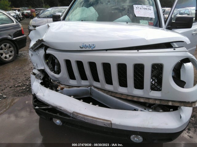 1C4NJRFBXFD109809 Jeep Patriot High Altitude Edition