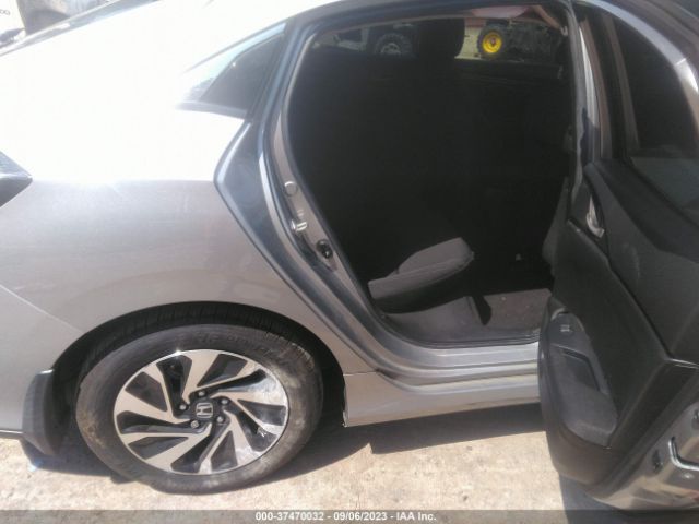 SHHFK7H22HU215006 Honda Civic Hatchback Lx