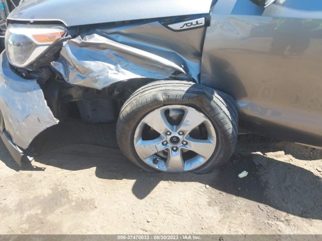 KNDJN2A21H7477931 KIA Soul Base