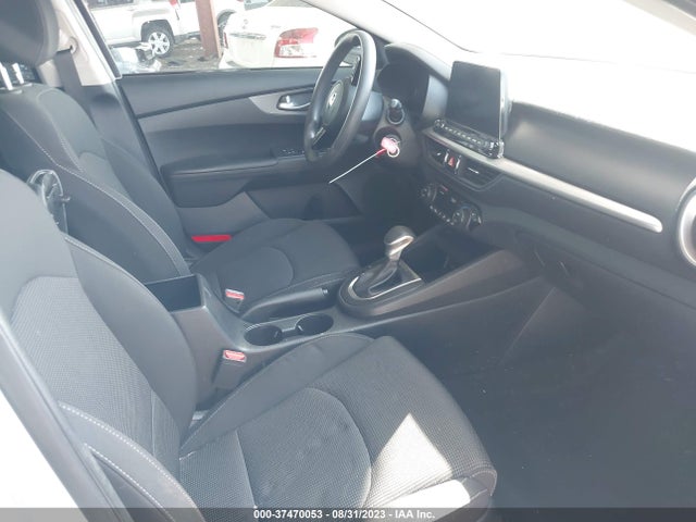 2019 KIA FORTE LXS VIN: 3KPF24ADXKE130634