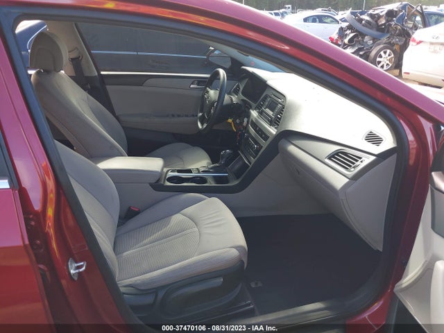 2015 HYUNDAI SONATA 2.4L SE VIN: 5NPE24AF9FH026604