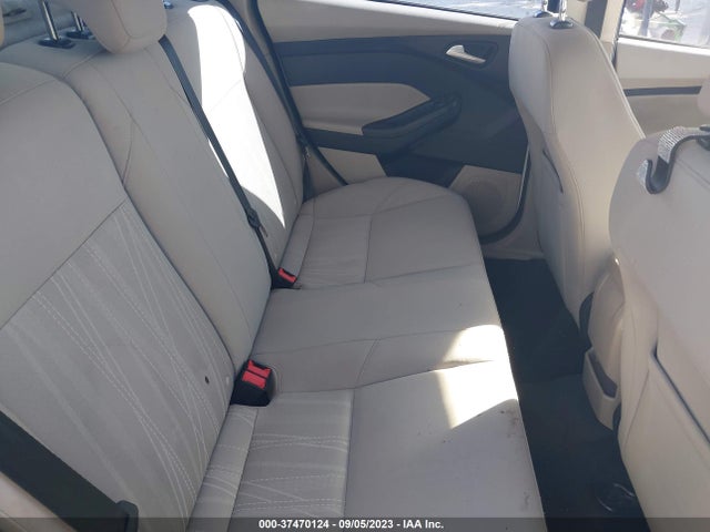 2015 FORD FOCUS SE VIN: 1FADP3F28FL335088
