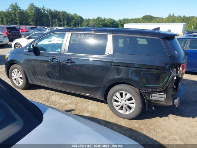KNDMB5C14J6382853 KIA SEDONA LX