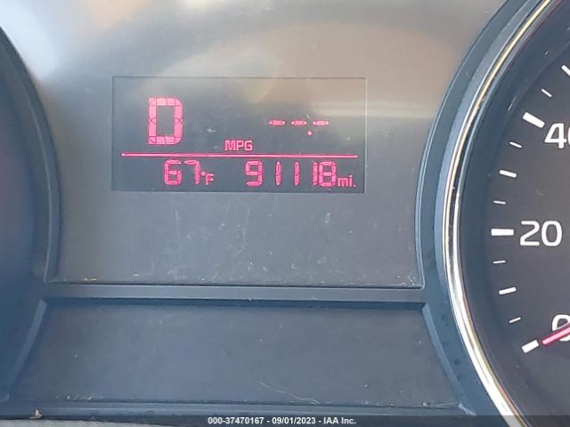 KNDMB5C14J6382853 KIA SEDONA LX