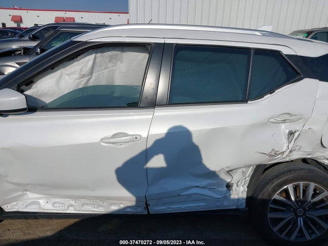 2021 NISSAN KICKS SV VIN: 3N1CP5CV0ML493638