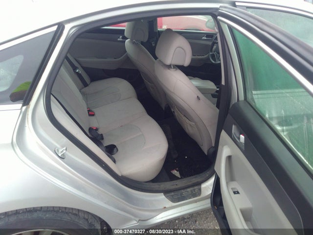 2015 HYUNDAI SONATA 2.4L SE VIN: 5NPE24AF3FH077838