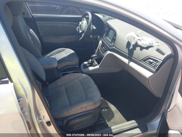 Hyundai ELANTRA SEL 2018 5NPD84LF1JH227686 Image 12